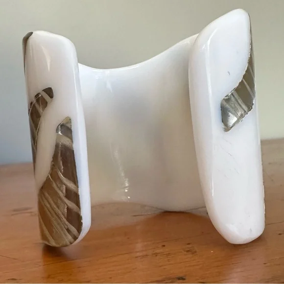 Vigneri Gold & Lucite Modernist Cuff - Picture 6 of 15